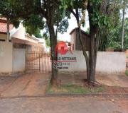 Casa para Locação, em Teodoro Sampaio, bairro Centro, 2 dormitórios, 1 banheiro, 2 vagas